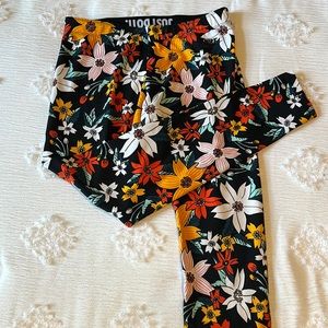 Women’s leggings. Nike, size large